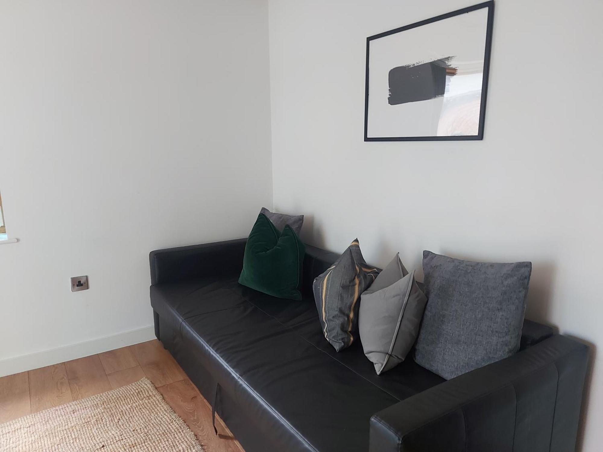 Apartment Spacious 2-bedroom Near Ponds Forge, Crucible Theatre And Universities