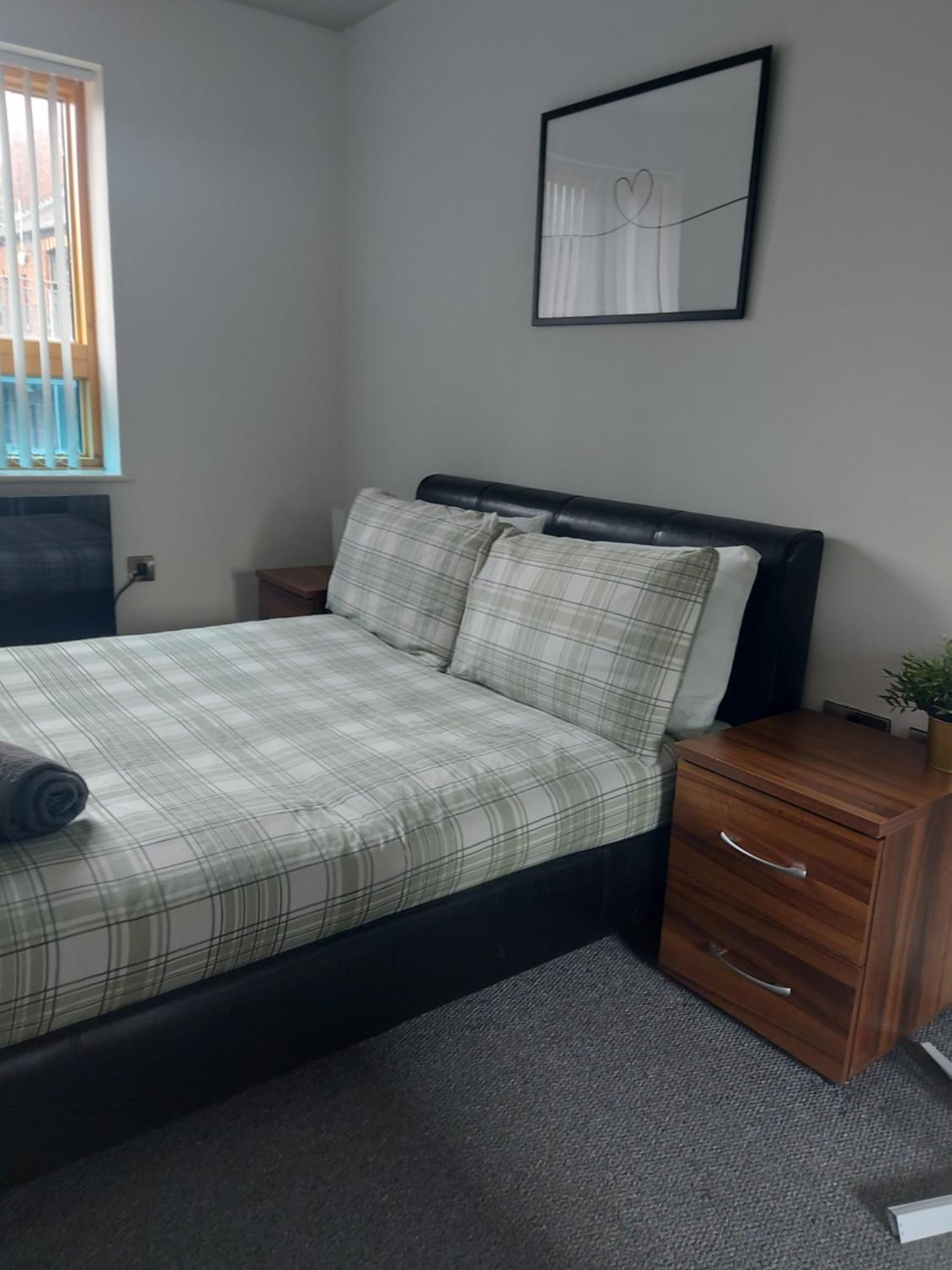 Spacious 2-bedroom Near Ponds Forge, Crucible Theatre And Universities *