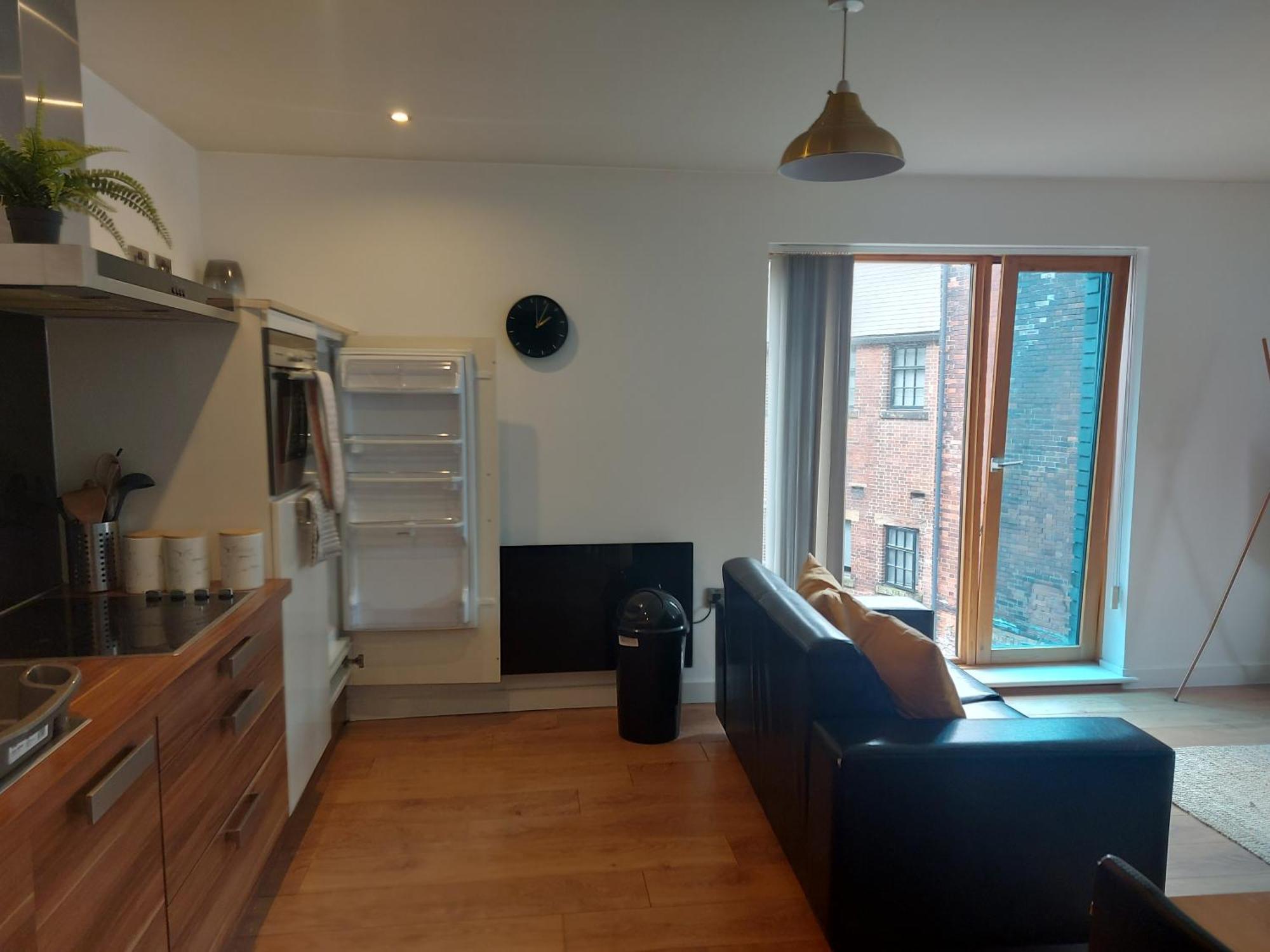 Spacious 2-bedroom Near Ponds Forge, Crucible Theatre And Universities Apartment Sheffield
