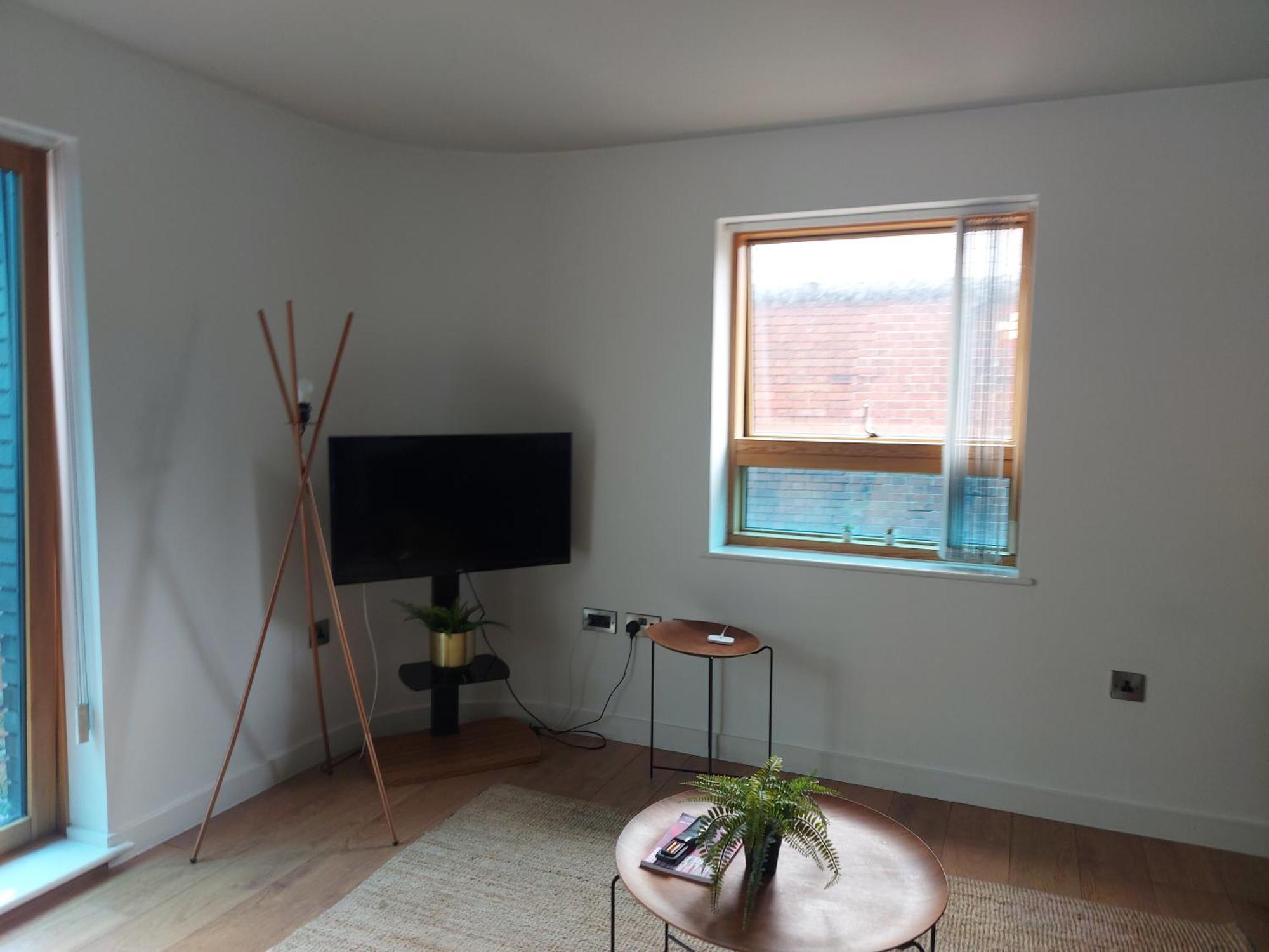 Spacious 2-bedroom Near Ponds Forge, Crucible Theatre And Universities Apartment